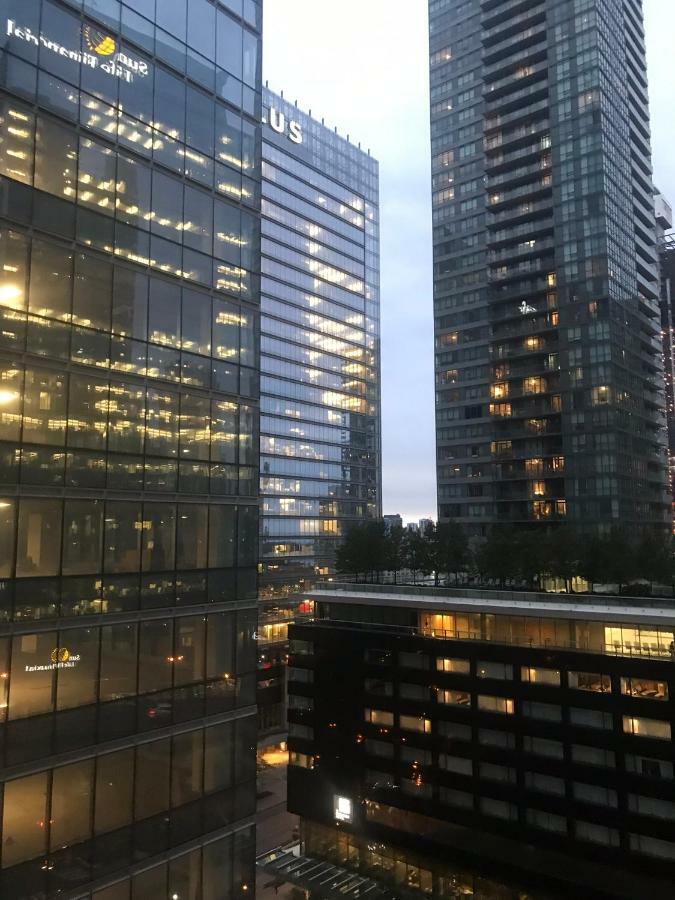 Stylish Condos Toronto Esterno foto